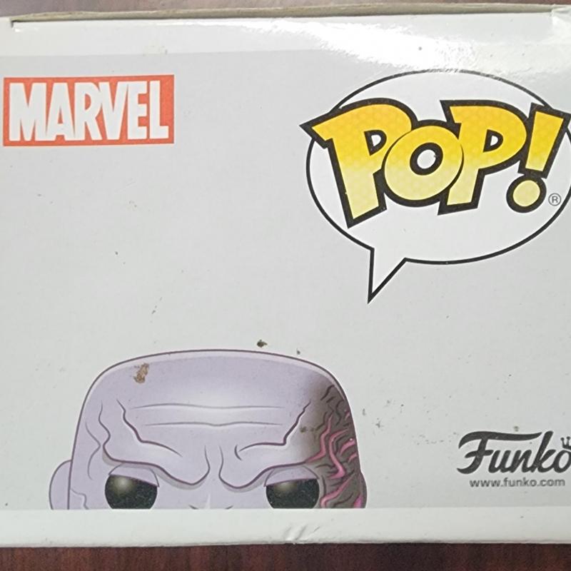 Pop! Funko - Marvel Avengers Endgame - Thanos 592 ECCC Exclusive NIB