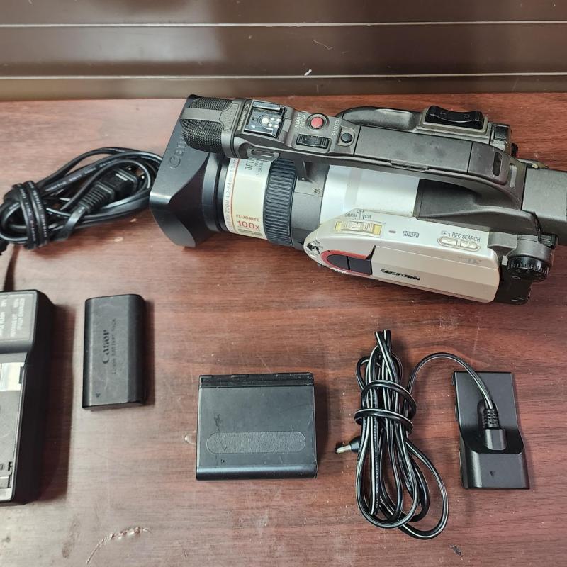 1999 Vintage Canon GL1 3CCD Video Camcorder - Used